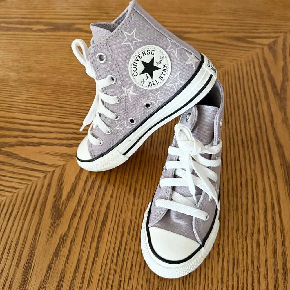 CONVERSE Chuck Taylor All Star Hi - Purple Star Print